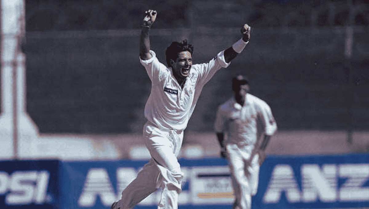 Shahid Afridi Shahid Afridi playing cricket”, “Shahid Afridi fastest century